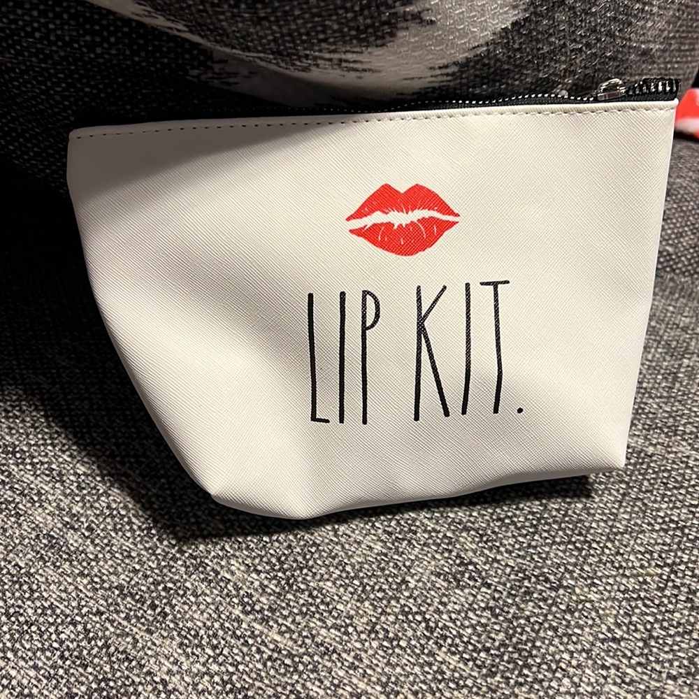 NWT RAE DUNN Lip Kit Cosmetic Bag